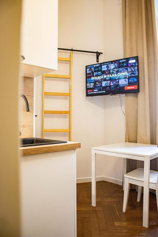 Kawalerka W Centrum Warszawy Apartment Warsaw